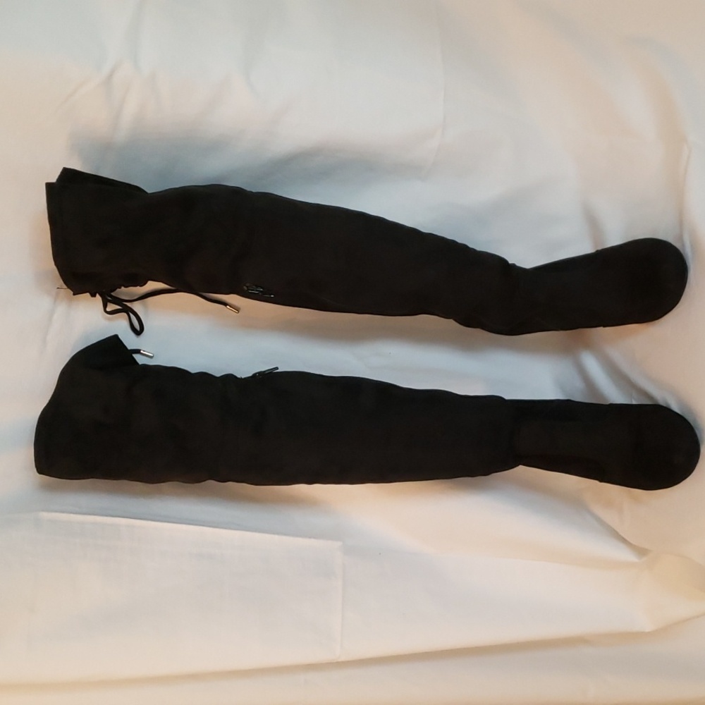 Material Girl thigh high boots size 8.5 black with rose gold plated heel